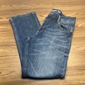 Wrangler Retro Jeans Mens 35x32 Blue Slim Boot Medium Wash Denim Western Cowboy
